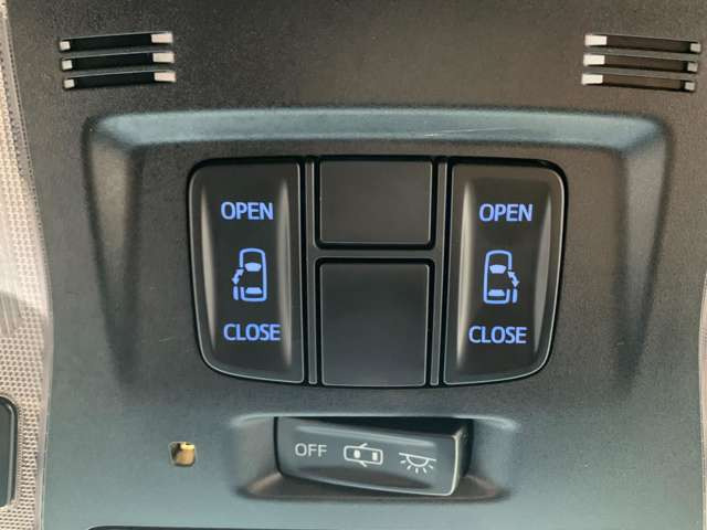 �l�C�̗����d���X���C�h�h�A�t��!�����̕���ו��Ŏ肪�ǂ����Ă����Ԃł������X���C�h�h�A�������J�Ń��N�`���ł�!!