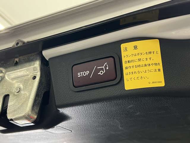 【下取・買取】お客様のお車の下取・買取、大歓迎です。日本車でも輸入車でもお気軽にご相談下さい。