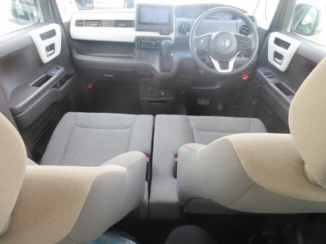 ���O���̐��|�E�{�f�B�R�[�e�B���O��CAR�N���[�j���O���Ǝ҂��{�H�������܂��̂ő�ϐ����B�I���b�N�X�����Ԃł݂͂Ȃ��܂ɉ��K�ȃh���C�u�����񑩁B