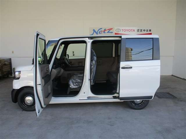 N-BOXジョイ モノトーン