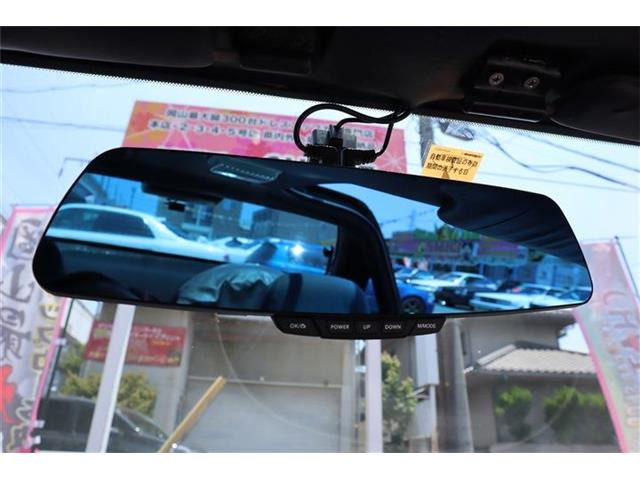 購入の仕方は・手付金を20%ご入金頂いた方に(売約済み!)となります。残りは納車までです。ローンもできますし、カードも使えます!ローン不安な方は店長に是非ご相談下さい。誠意を持って相談に乗ります!