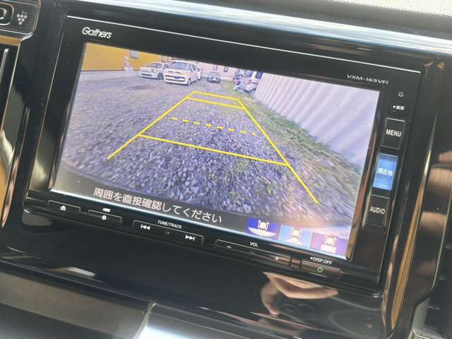 �o�b�N�J�����t���ł��B