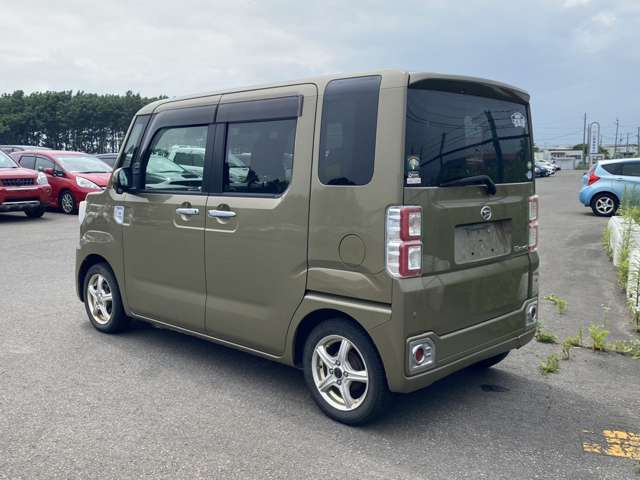 ���X�͎Ԃ̕i���Ɏ��M�������Ă��܂�!�Ȃ̂ŁA���܂��܂Ȋp�x����70���ȏ�̂��ʐ^�ڂ��Ă��܂��B