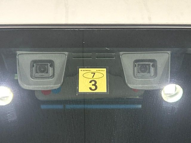 �y�X�Y�L �Z�[�t�e�B�T�|�[�g�z���s���ɑO���̎ԗ�����F�����A�Փ˂������Ȏ��͌x��ƃu���[�L�ŏՓˉ���Ɣ�Q�y�����A�V�X�g�B�����S�Ƀh���C�u�����y���݂��������܂��B