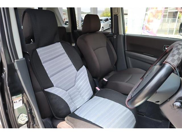 当店はアクセス多数の全国人気上位店♪遠方でも毎月多数の販売をしています!ユーザーレビューにて当店の評価をご覧下さい!誠実に親切に対応します!300台の大型在庫で皆様に合ったお車を提案できます♪