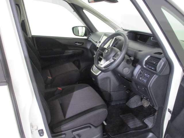 セレナ2.0 ハイウェイスター VセレクションII 4WD