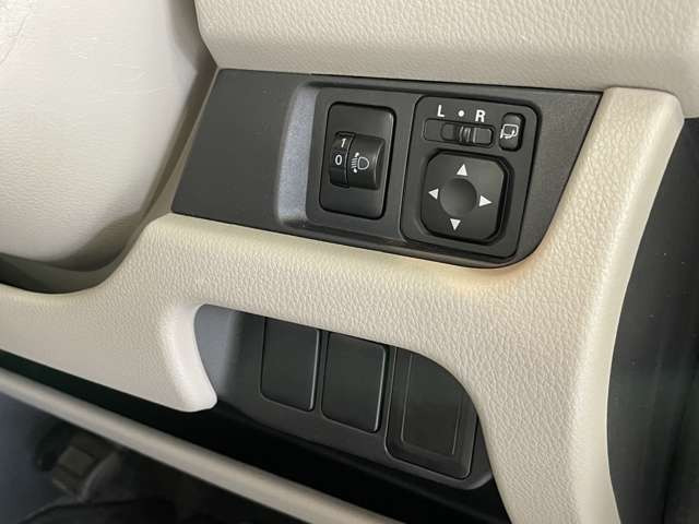 お車の機能や安全装備に関して気になる方は、ぜひ一度ご来店ください!その場でスタッフがご説明可能です!