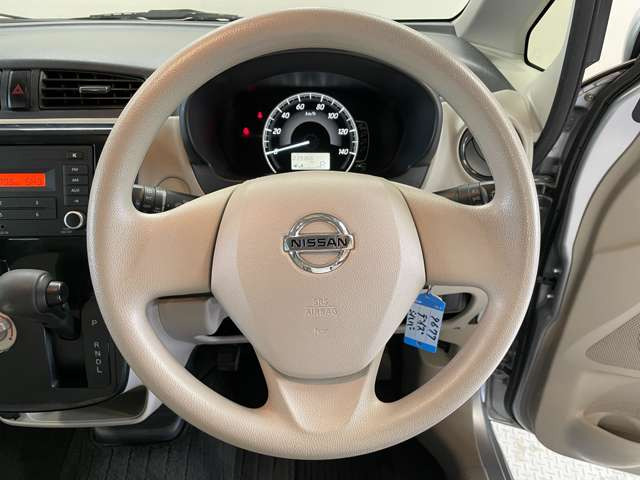 運転席周りに大きな傷、汚れ、へたりなどなく良質な状態です!