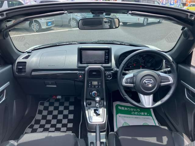 �S�̓I�ɃL���C�ȓ����ł�