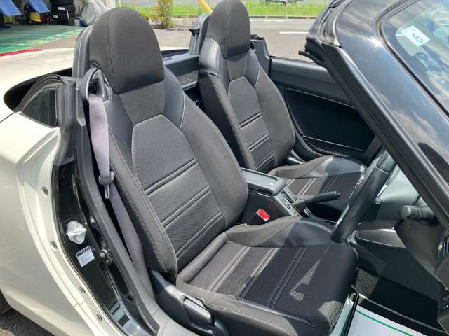 ���ꂢ�ȉ^�]�ȃV�[�g�ł�!