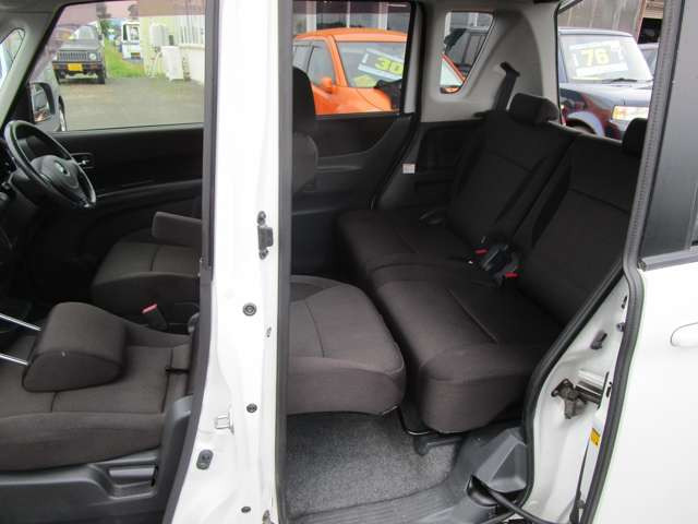 �w�b�h���X�g���O���Ĕw�������|���ƃt���b�g�V�[�g�ɂȂ�܂��B