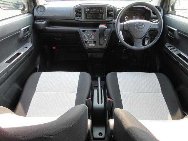 ���O���̐��|�E�{�f�B�R�[�e�B���O��CAR�N���[�j���O���Ǝ҂��{�H�������܂��̂ő�ϐ����B�I���b�N�X�����Ԃł݂͂Ȃ��܂ɉ��K�ȃh���C�u�����񑩁B