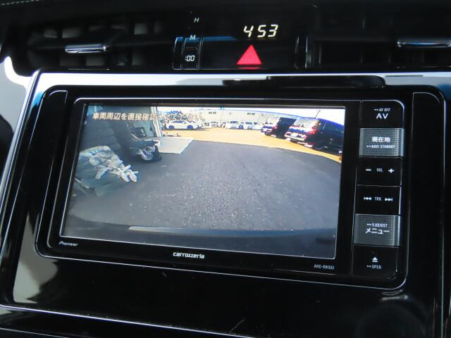 バックカメラを装備しております。駐車時に大変役立ちますよ♪運転が苦手な方の味方になってくれます。