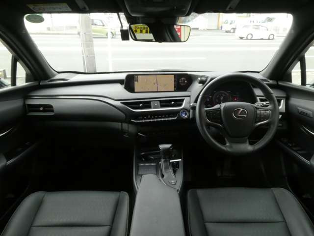 �i�����ꂽ�C���p�l����́A�X�^�C���b�V�������쐫�⎋�F���ɂ��D��A�O���̂��Ȃ��f�U�C���ɂȂ��Ă���܂�!