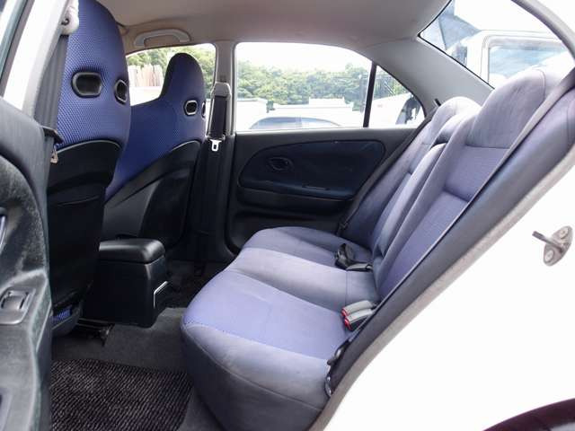 全国でも台数の少ないランサーエボリューション6の入庫!過去分解整備記録簿も17残っており、Grgoセキュリティ、クスコ車高調、BLTZマフラーなどの充実装備にタイミングベルトも一式交換済み