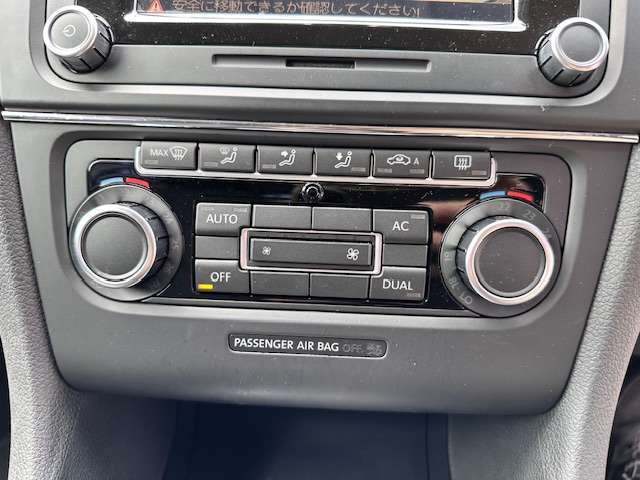 �C���ɍ��킹�Ē����I�ɑ��삷�邱�ƂŁA�ԓ������ł����K�ɕۂĂ܂��B