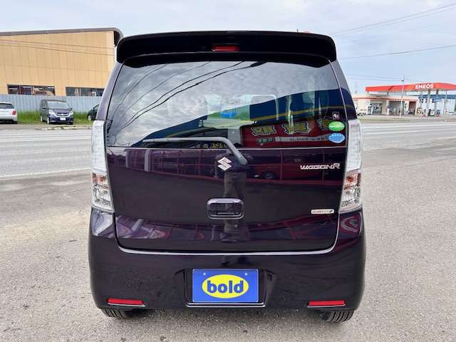 当社は運輸省認定工場を完備しております!車検・点検はもちろん、板金・修理等もご相談ください!腕の良いベテランのメカニックがあなたの愛車を丁寧にメンテナンスさせて頂きます!0157-66-5555