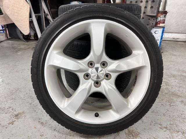 夏タイヤもあります!