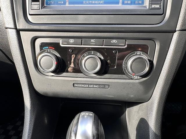 �C���ɍ��킹�Ē����I�ɑ��삷�邱�ƂŁA�ԓ������ł����K�ɕۂĂ܂��B