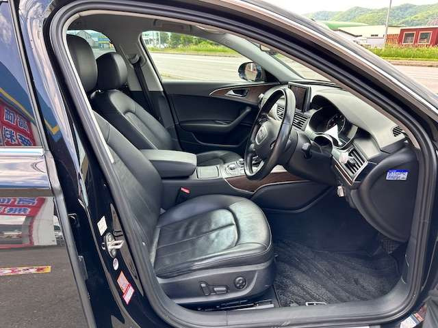 �^�]����ۂ̐S�n�悳�́A�V�[�g���啔�����߂邩�Ǝv���܂��B���Ј�x���Ԃ����m�F������!