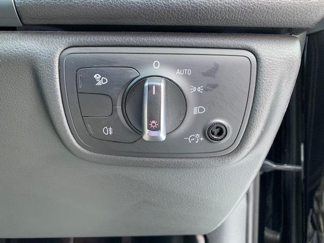 ��ɐG��鎖�ƂȂ�^�]�Ȏ���ł��B�܂�Ŏ���ɋ���悤�Ƀ����b�N�X�ł���^�]�Ȃł��B�O�̌�����Y�ꂳ���Ă���܂��ˁB