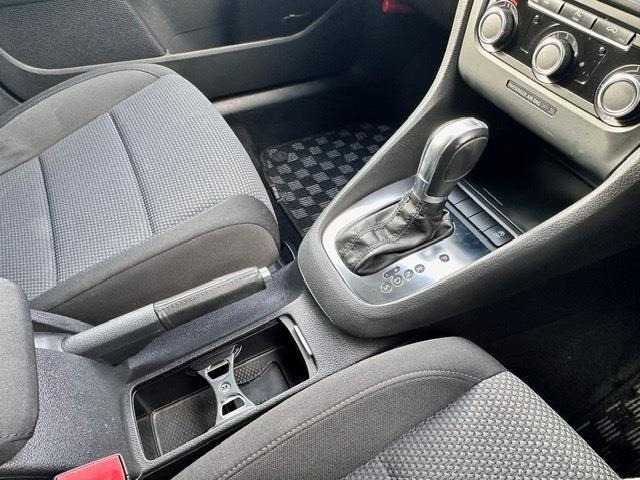 ���i�����ގ��ɑ��삷�郌�o�[�ł��B����̂��₷�����̂ɂȂ��Ă��܂��B���Ј�x�̊����Ă��������B