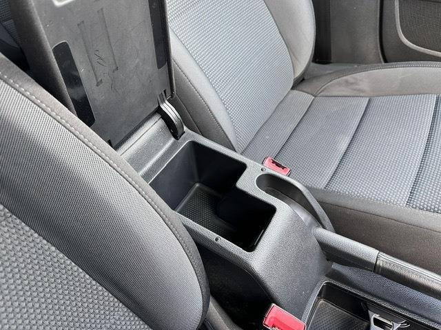 ���ɂ̓V�K�[�\�P�b�g������܂�!