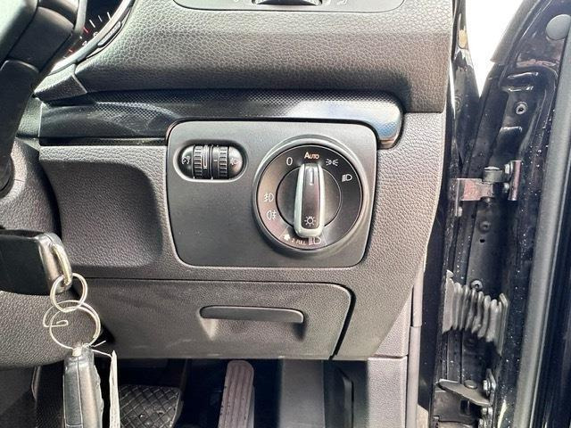 ��ɐG��鎖�ƂȂ�^�]�Ȏ���ł��B�܂�Ŏ���ɋ���悤�Ƀ����b�N�X�ł���^�]�Ȃł��B�O�̌�����Y�ꂳ���Ă���܂��ˁB