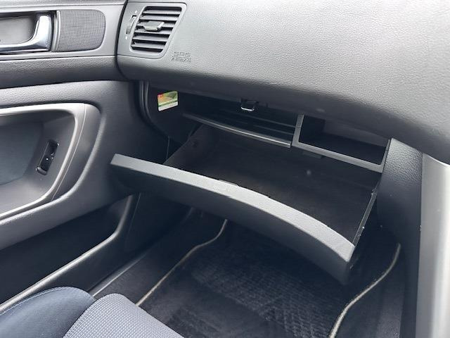 収納もたくさん付いています。大きなものから小さなものまで使う方の気持ちを考えた気遣いが嬉しいですね♪