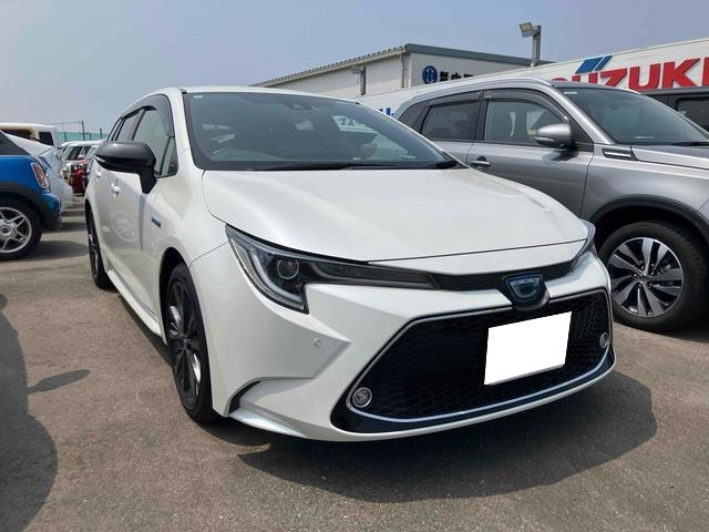 カローラツーリング1.8 ハイブリッド W×B