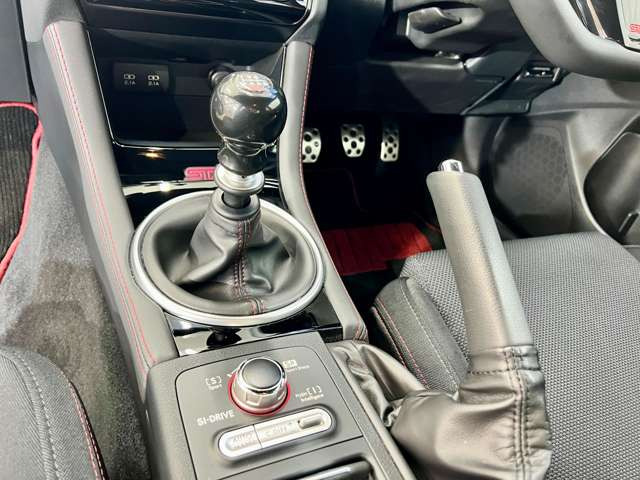 ��r���p�t�H�[�}���X�}�t���[&�G�M�]�[�X�g�p�C�v�̗̍p�Ȃǂɂ��STI�R���v���[�g�J�[�ő���̃X�y�b�N�������B