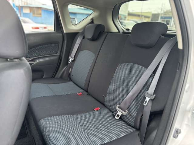 �Ïl���ɗD�ꂽ���Ԃł��̂ŁA�^�]���������b�N�X���Ă��߂������������܂���