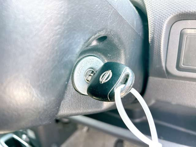 �y�L�[���X�G���g���[�z���ꂽ�ꏊ����h�A�̊J���ł��A�����^�b�`�Ŋy�X��荞�߂܂���