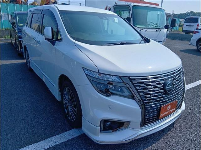 エルグランド（日産）3.5 350ハイウェイスター アーバンクロム　MC後モデル純正10型ナビ後席モニタ両側電動 中古車画像