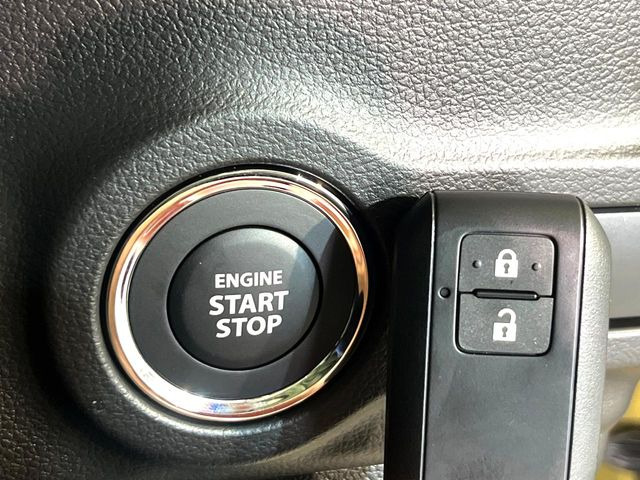 �y�L�[���X�X�^�[�g�V�X�e���z�J�o����|�P�b�g�ɓ��ꂽ�܂܂ł��h�A�̎{���E�������\�ȃX�}�[�g�L�[�𑕔��B�G���W���̃I���E�I�t�����J�M�����o���K�v����������Ƃ��Ă��֗��ł���