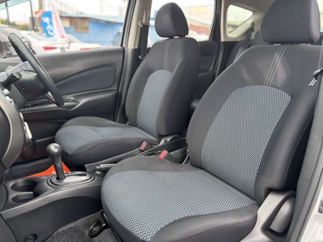 ����肪�����܂����A�n���h�����y���^�]���₷���ł���