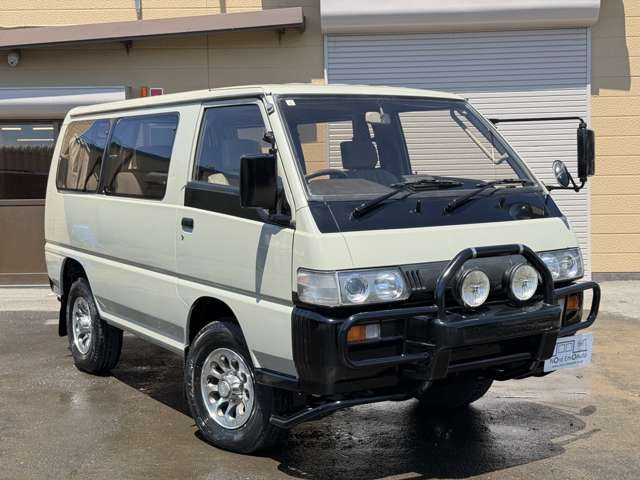 三菱 デリカスターワゴン 2.5 GLX エアロルーフ ディーゼル 4WD