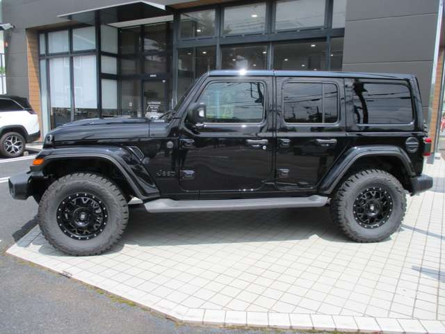 ラングラーアンリミテッド サハラ 4WD