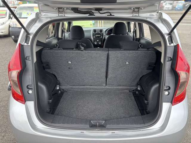 �g�����N�͉ו������Ȃ�l�܂��e�ʂł���