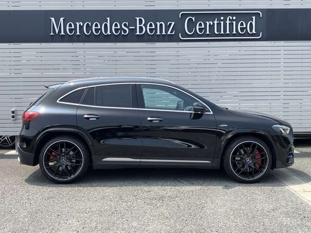 GLAクラスAMG GLA45 S 4マチックプラス 4WD