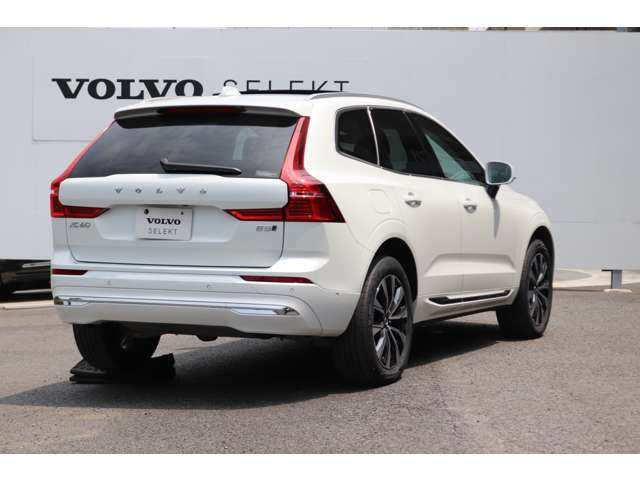 XC60アルティメット B5 AWD 4WD