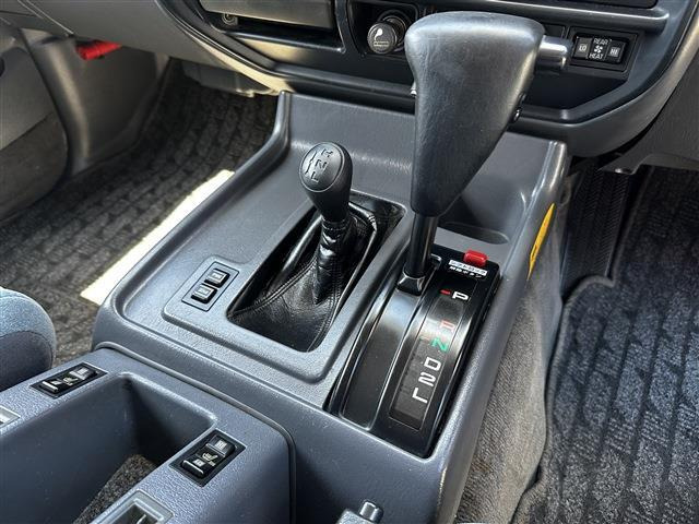 ���i�����ގ��ɑ��삷�郌�o�[�ł��B����̂��₷�����̂ɂȂ��Ă��܂��B���Ј�x�̊����Ă��������B