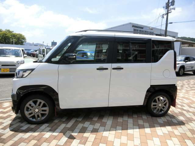 デリカミニT プレミアム 4WD