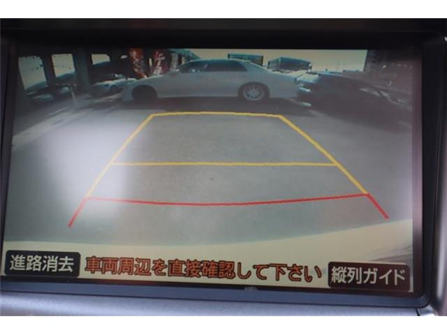 バックモニターもあります!これで後ろの視界良好!初めてでも安心ですね!嬉しい装備です。