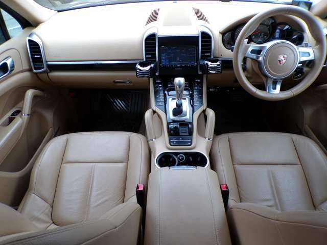 ★アフターフォローもお任せください★自社認証工場完備★当社は日新火災の代理店です任意保険もお任せください★万が一の事故の際も当社担当者が進め方やご不明な点、ご対応いたします★もちろん代車もございます