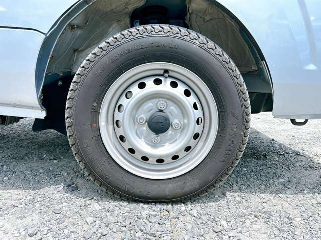 お好みのタイヤ・ホイールへのカスタムもお答えいたします!ご希望の際には当店スタッフまでお気軽にご相談下さい♪