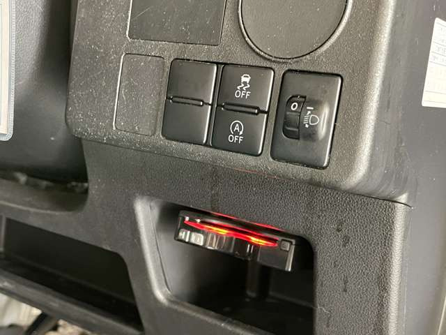 お車の機能や安全装備に関して気になる方は、ぜひ一度ご来店ください!その場でスタッフがご説明可能です!