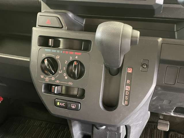 突然の故障などが気になる方には保証メニューをオススメ!急な不具合にもレッカーで駆け付けます!!