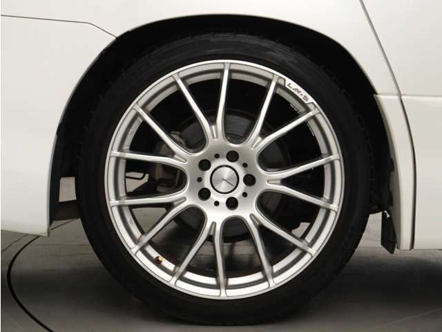 商談中 20系アルファード純正 18インチ お気軽にお問い合わせ下さい。