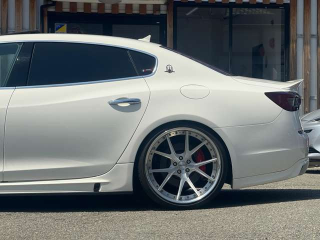 H26年式(2014年)マセラティ クワトロポルテGT S 入庫致しました!★B&Wプレミアムサウンドシステム/赤キャリパー/カスタム多数/左H/黒革/サンルーフ/Bカメラ/ETC★ご来店予約受付中★